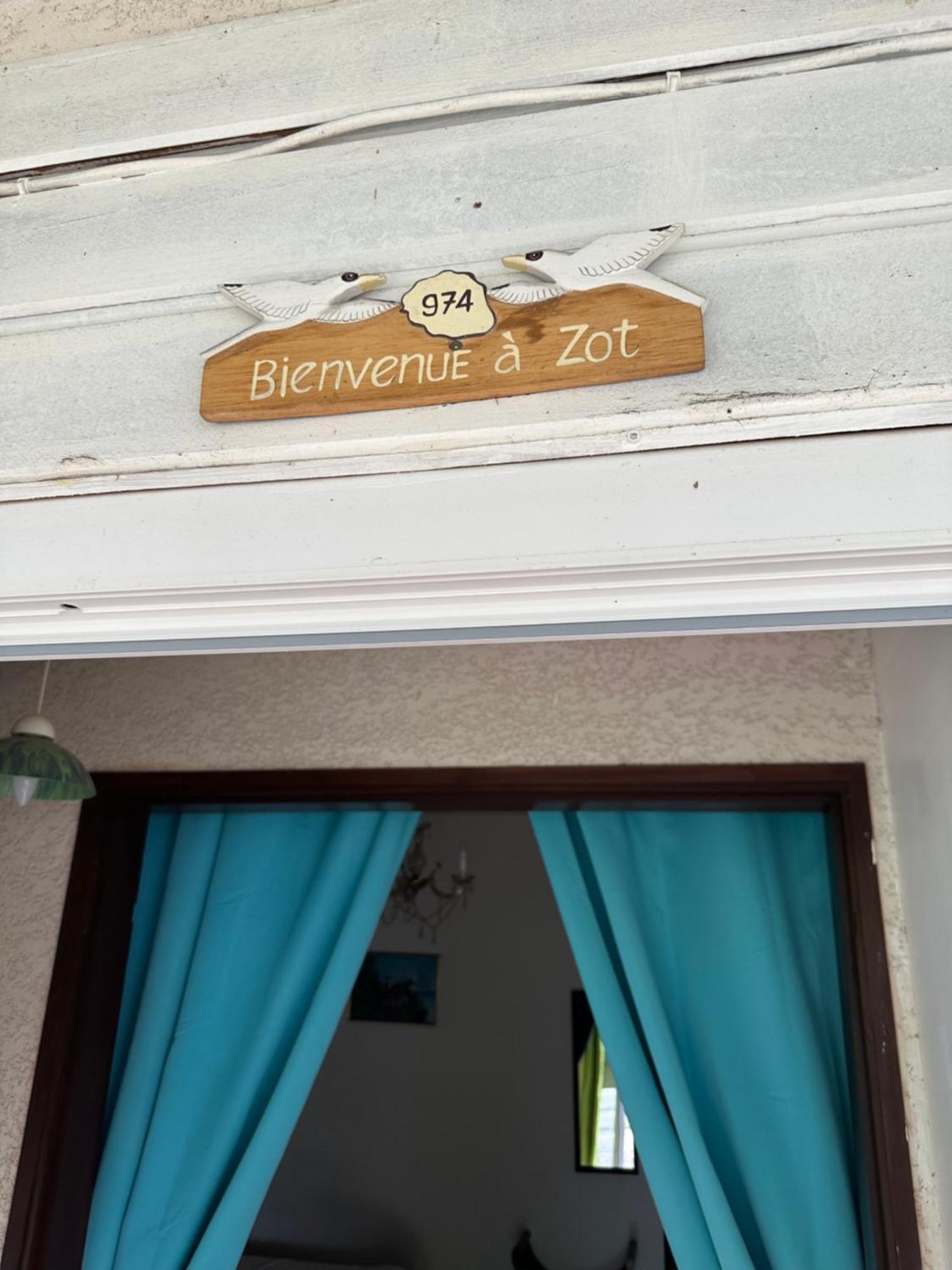 Zoiseaux Pays Bed & Breakfast Сен-Пиер Екстериор снимка